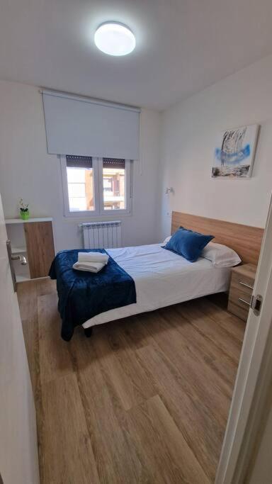 Apartamento Aires De Tineo Oviédo Exterior foto