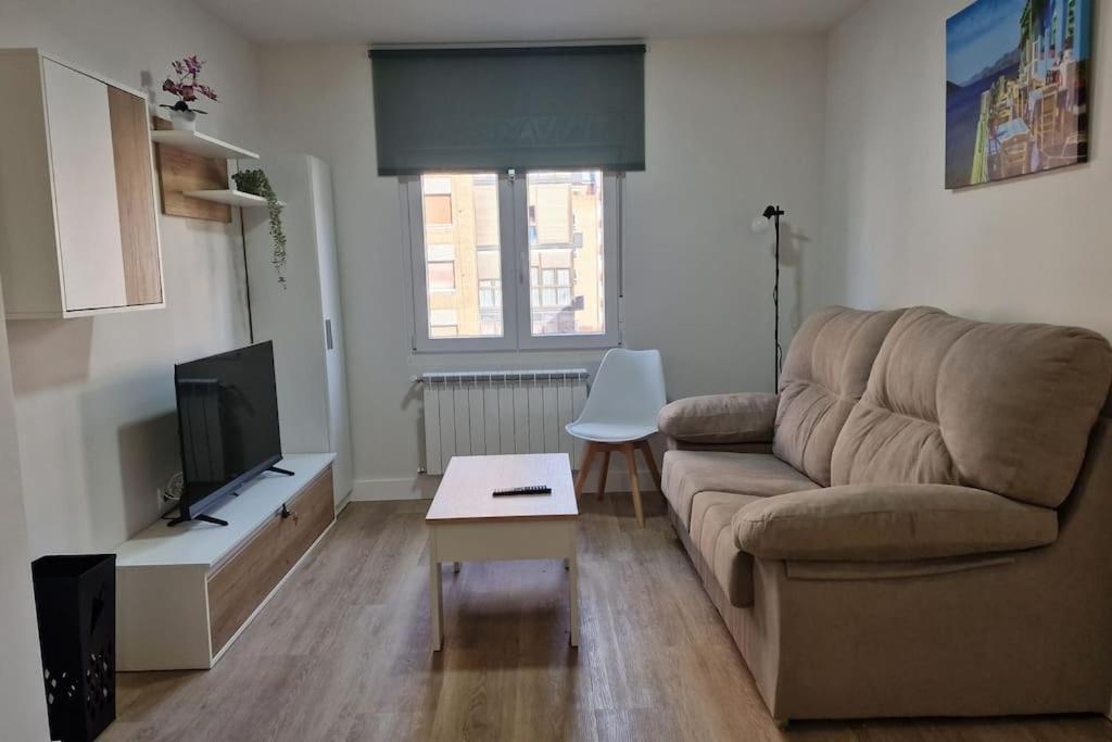Apartamento Aires De Tineo Oviédo Exterior foto